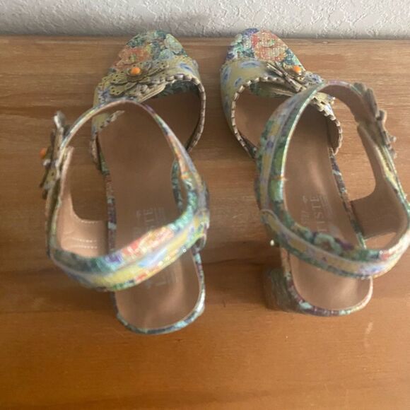 L'Artiste Voguesh Multicolor Floral Block Heel Sandals Spring EU 39 US 8.5 BOHO - Picture 6 of 8